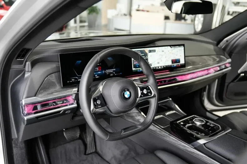 BMW 740 din 2024 cu 17.800 km - oferta BMW166459 - foto 2