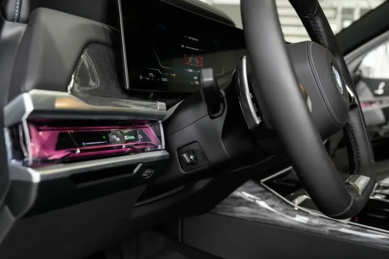 BMW 740 din 2024 cu 17.800 km - oferta BMW166459 - foto 18