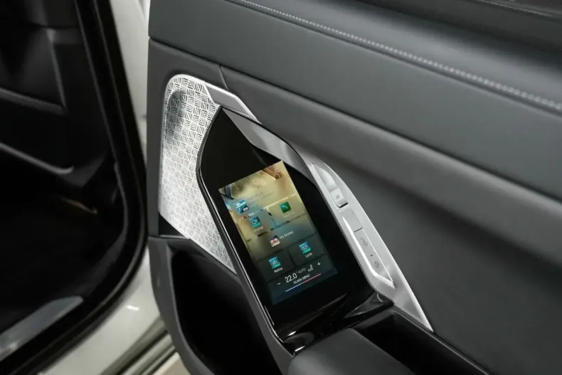 BMW 740 din 2024 cu 17.800 km - oferta BMW166459 - foto 30