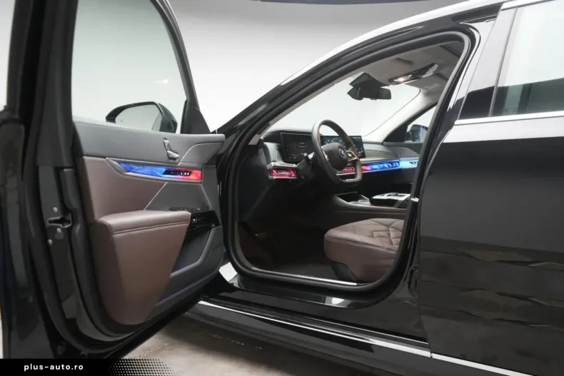 BMW i7 din 2024 cu 11.000 km - oferta BMW166460 - foto 15