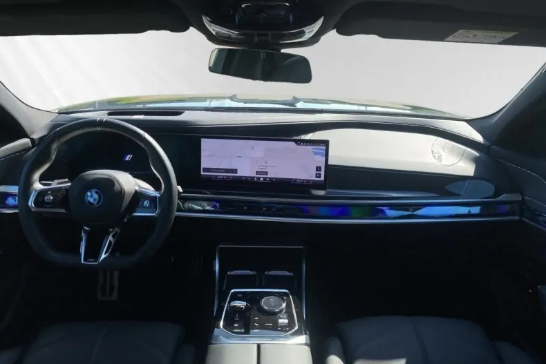 BMW i7 din 2024 cu 23.532 km - oferta BMW166462 - foto 8