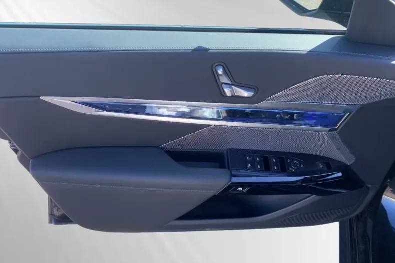 BMW i7 din 2024 cu 23.532 km - oferta BMW166462 - foto 16