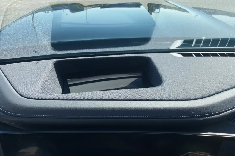 BMW i7 din 2024 cu 23.532 km - oferta BMW166462 - foto 17