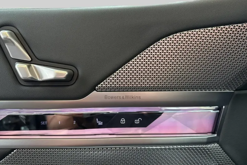 BMW i7 din 2024 cu 24.300 km - oferta BMW166464 - foto 26