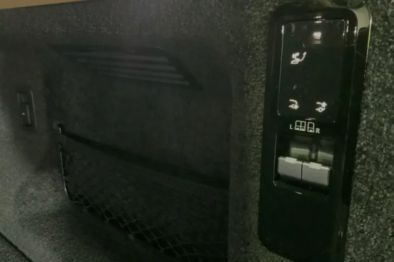 Land Rover Range Rover din 2023 cu 32.434 km - oferta LAN166465 - foto 20