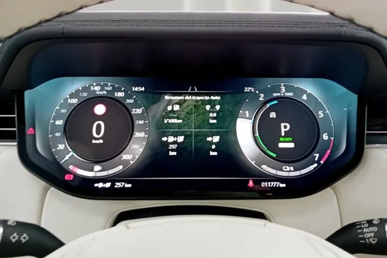 Land Rover Range Rover din 2025 cu 11.776 km - oferta LAN166466 - foto 13