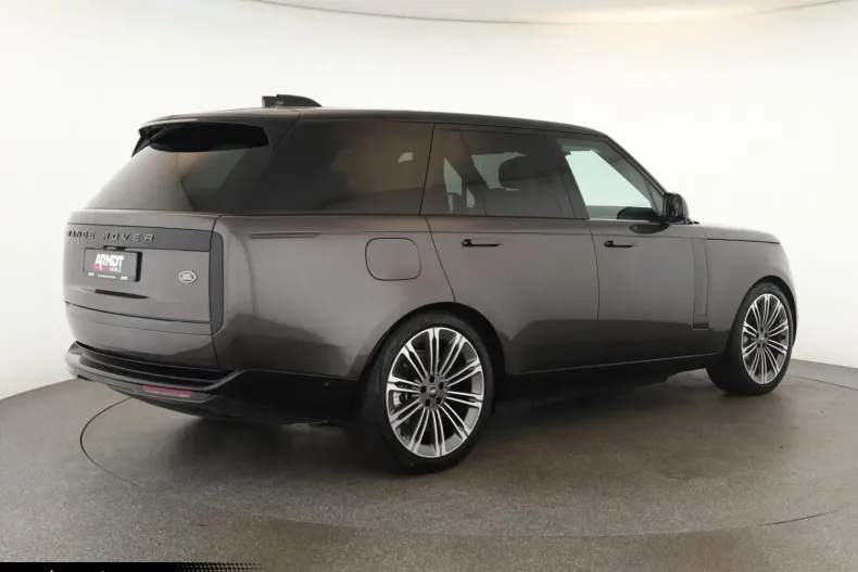 Land Rover Range Rover din 2023 cu 31.100 km - oferta LAN166468 - foto 4