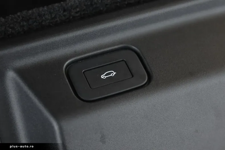 Land Rover Range Rover din 2023 cu 31.100 km - oferta LAN166468 - foto 11