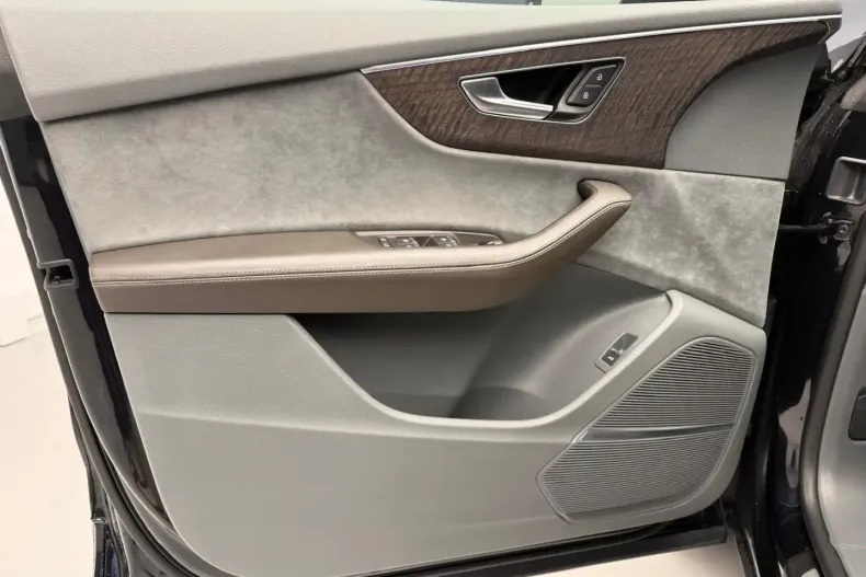 Audi Q8 din 2020 cu 134.739 km - oferta AUD166475 - foto 9