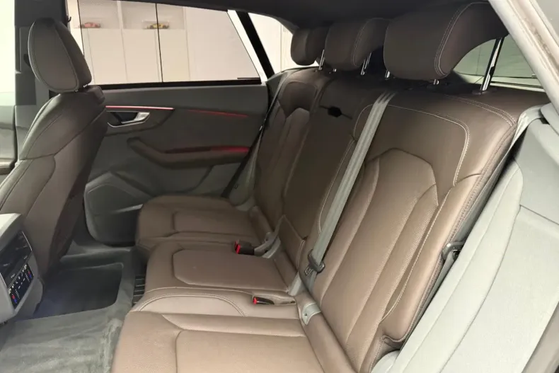 Audi Q8 din 2020 cu 134.739 km - oferta AUD166475 - foto 13