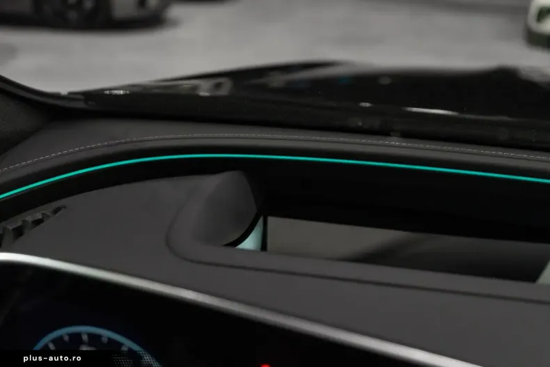 Mercedes-Benz E 300 din 2025 cu 5.000 km - oferta MER166480 - foto 20