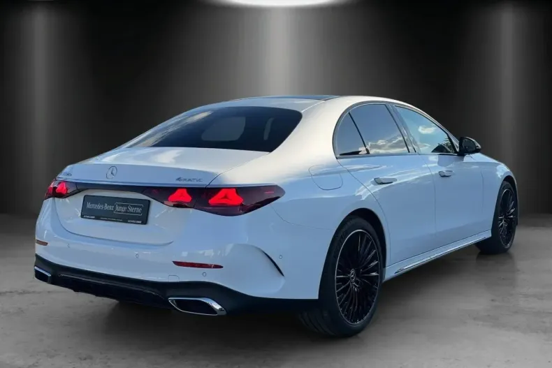 Mercedes-Benz E 300 din 2024 cu 11.002 km - oferta MER166481 - foto 5