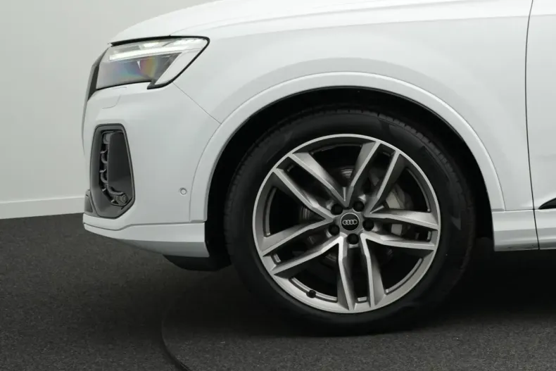 Audi Q7 din 2025 cu 24.200 km - oferta AUD166492 - foto 13