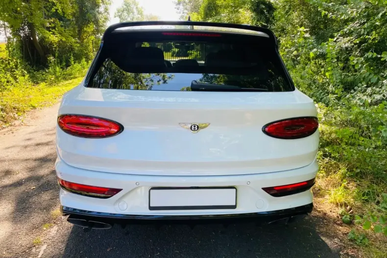 Bentley Bentayga din 2023 cu 15.600 km - oferta BEN166498 - foto 7