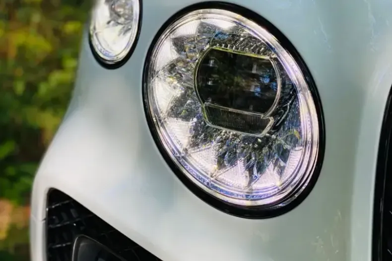 Bentley Bentayga din 2023 cu 15.600 km - oferta BEN166498 - foto 8