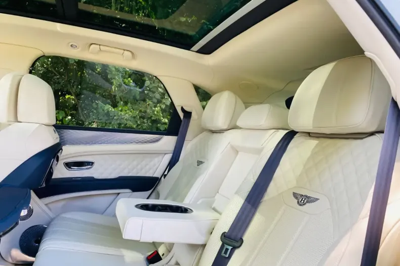 Bentley Bentayga din 2023 cu 15.600 km - oferta BEN166498 - foto 14