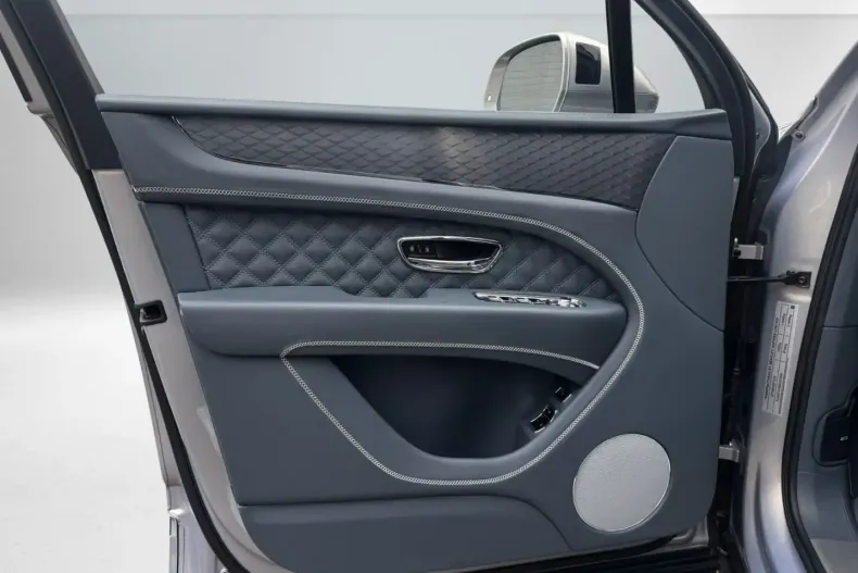 Bentley Bentayga din 2022 cu 30.000 km - oferta BEN166502 - foto 23