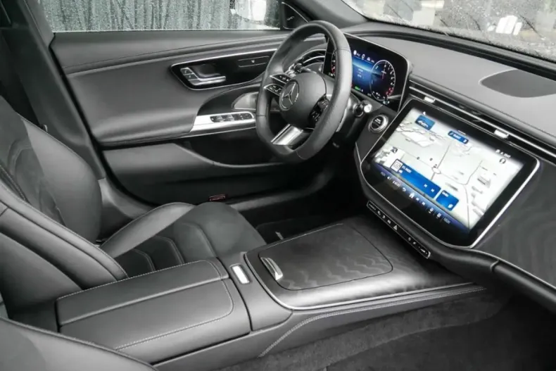 Mercedes-Benz E 300 din 2024 cu 28.792 km - oferta MER166506 - foto 7