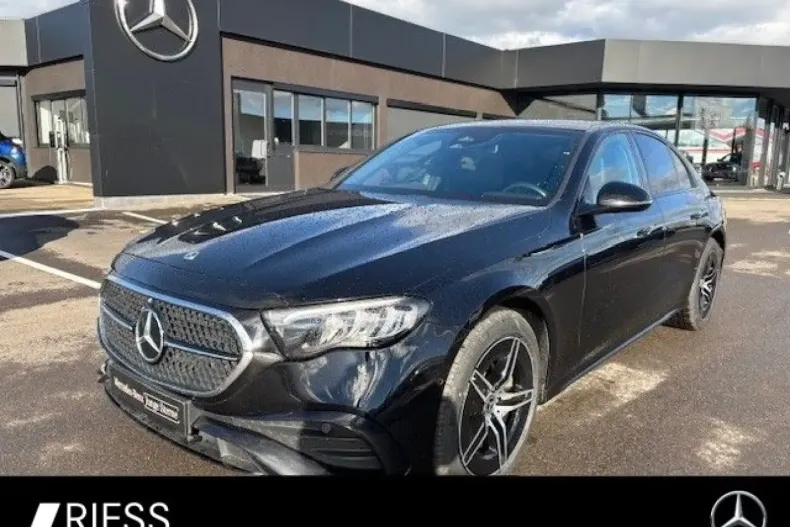 Mercedes-Benz E 300 din 2024 cu 60.061 km - oferta MER166507 - foto 1