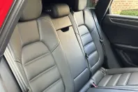 Porsche Macan din 2022 cu 19.600 km - oferta POR166519 - foto 24