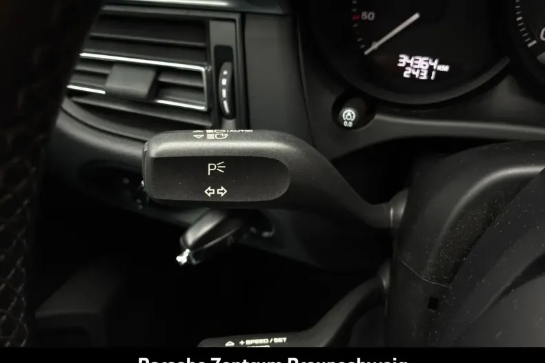 Porsche Macan din 2023 cu 34.999 km - oferta POR166522 - foto 21