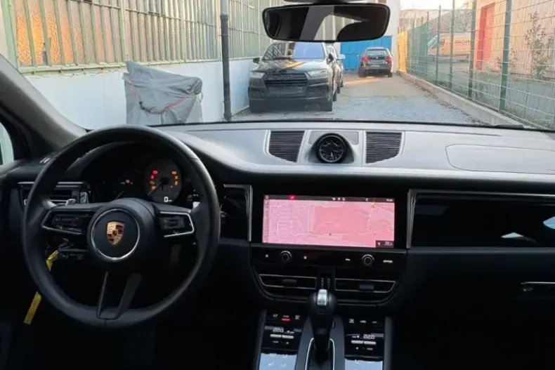 Porsche Macan din 2022 cu 38.095 km - oferta POR166526 - foto 10