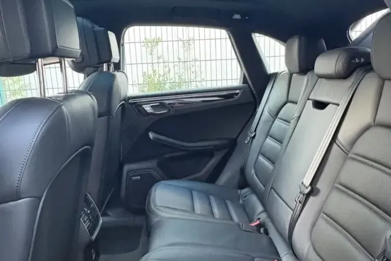 Porsche Macan din 2022 cu 38.095 km - oferta POR166526 - foto 13