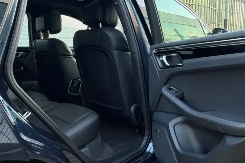 Porsche Macan din 2022 cu 38.095 km - oferta POR166526 - foto 14