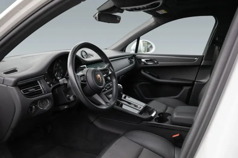 Porsche Macan din 2022 cu 44.100 km - oferta POR166527 - foto 4