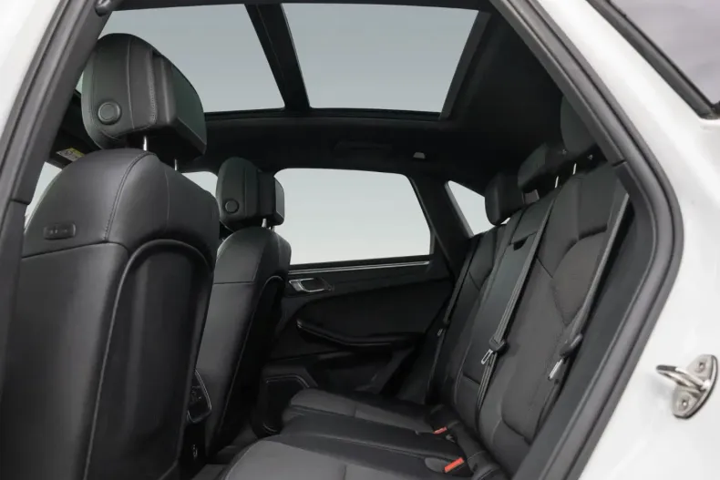 Porsche Macan din 2022 cu 44.100 km - oferta POR166527 - foto 16