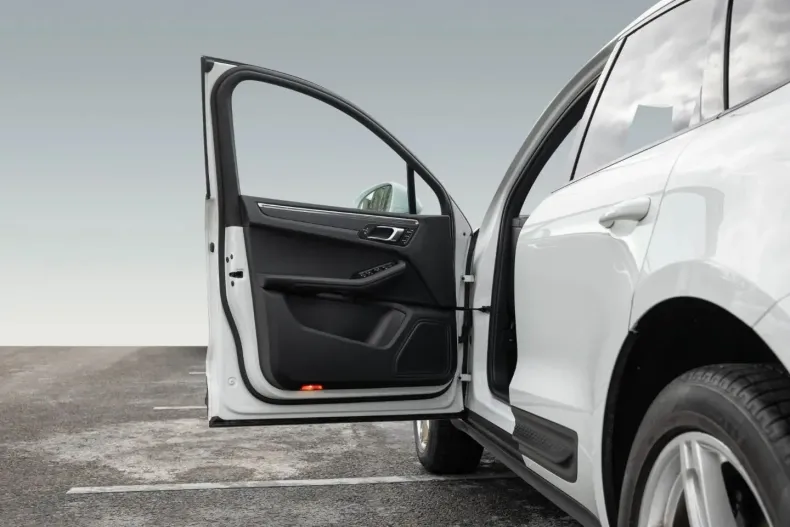 Porsche Macan din 2022 cu 44.100 km - oferta POR166527 - foto 17