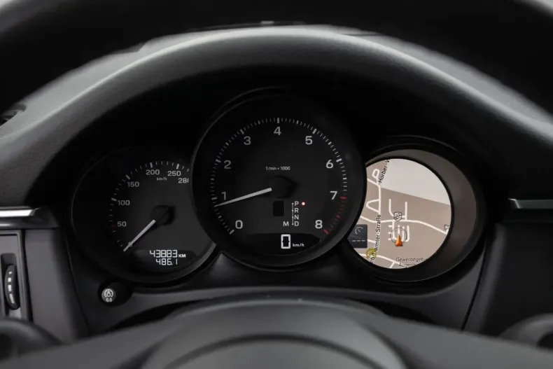 Porsche Macan din 2022 cu 44.100 km - oferta POR166527 - foto 24