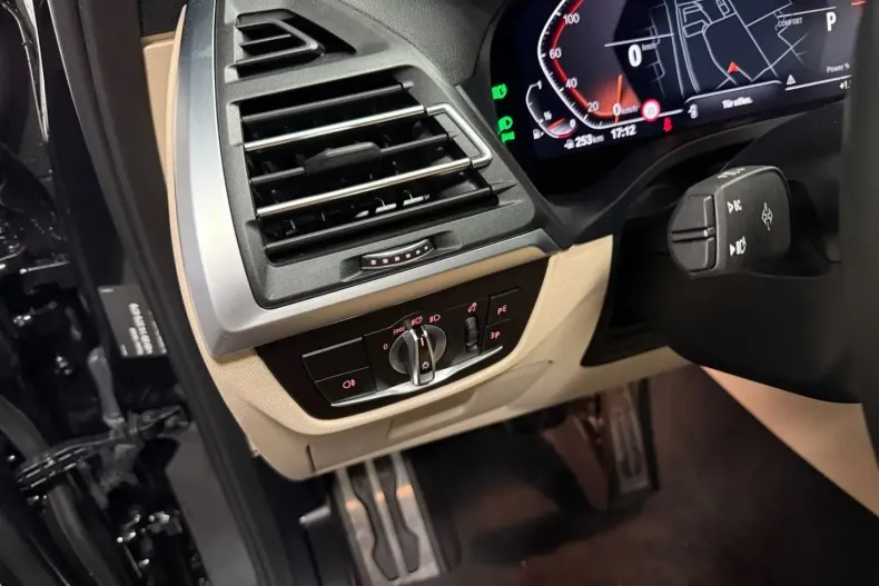 BMW X4 din 2022 cu 48.400 km - oferta BMW166537 - foto 20