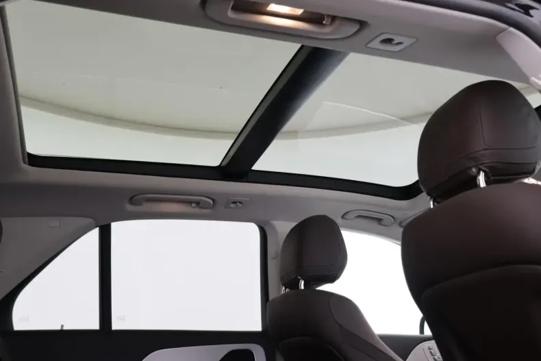 Mercedes-Benz GLE 450 din 2022 cu 82.300 km - oferta MER166543 - foto 19