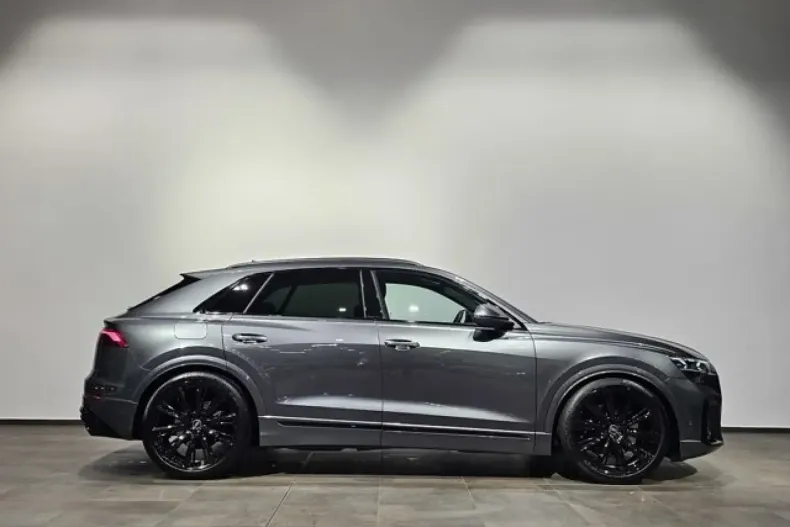 Audi SQ8 din 2024 cu 37.781 km - oferta AUD166547 - foto 6