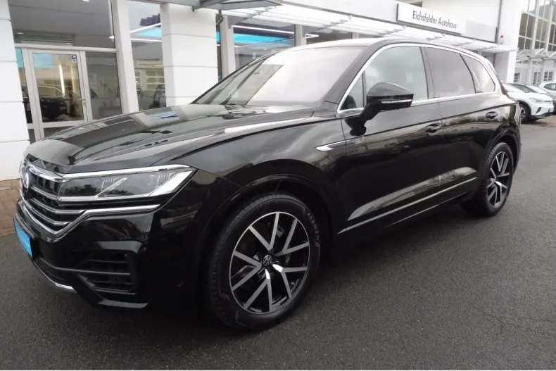 Volkswagen Touareg din 2022 cu 52.736 km - oferta VOL166549 - foto 2