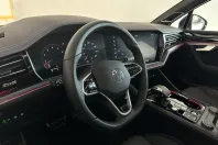 Volkswagen Touareg din 2024 cu 39.000 km - oferta VOL166554 - foto 14