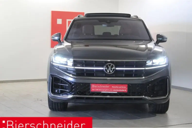 Volkswagen Touareg din 2024 cu 26.261 km - oferta VOL166562 - foto 2