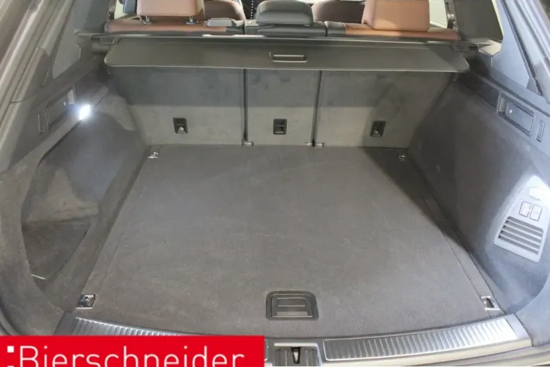 Volkswagen Touareg din 2024 cu 26.261 km - oferta VOL166562 - foto 10