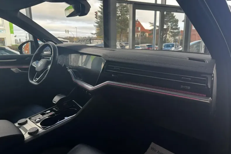 Volkswagen Touareg din 2022 cu 27.500 km - oferta VOL166567 - foto 14