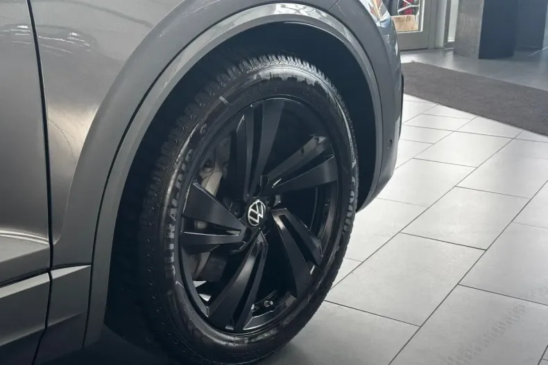 Volkswagen Touareg din 2022 cu 27.500 km - oferta VOL166567 - foto 27