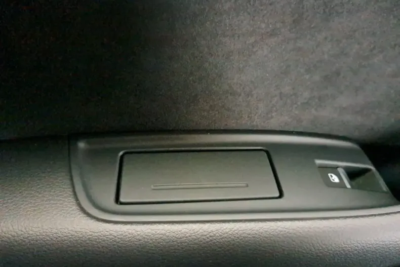 Audi Q8 din 2022 cu 20.467 km - oferta AUD166578 - foto 24