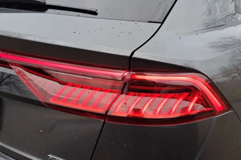 Audi Q8 din 2022 cu 20.467 km - oferta AUD166578 - foto 27