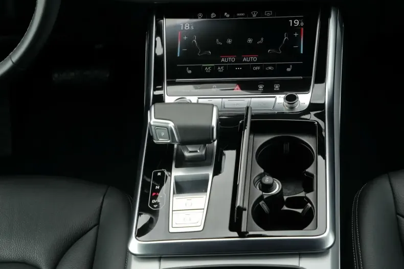 Audi Q8 din 2025 cu 28.650 km - oferta AUD166585 - foto 7