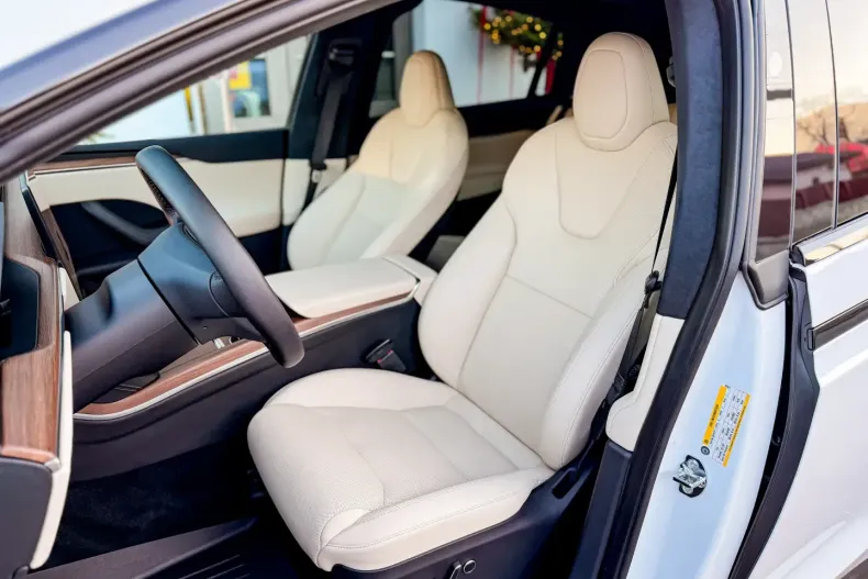 Tesla Model X din 2023 cu 23.900 km - oferta TES166586 - foto 4