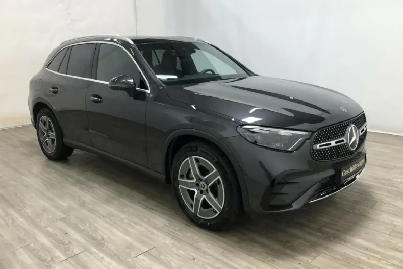 Mercedes-Benz GLC 220 din 2023 cu 46.980 km - oferta MER166589 - foto 1