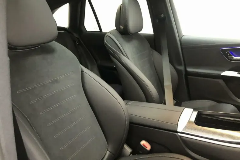 Mercedes-Benz GLC 220 din 2023 cu 46.980 km - oferta MER166589 - foto 12