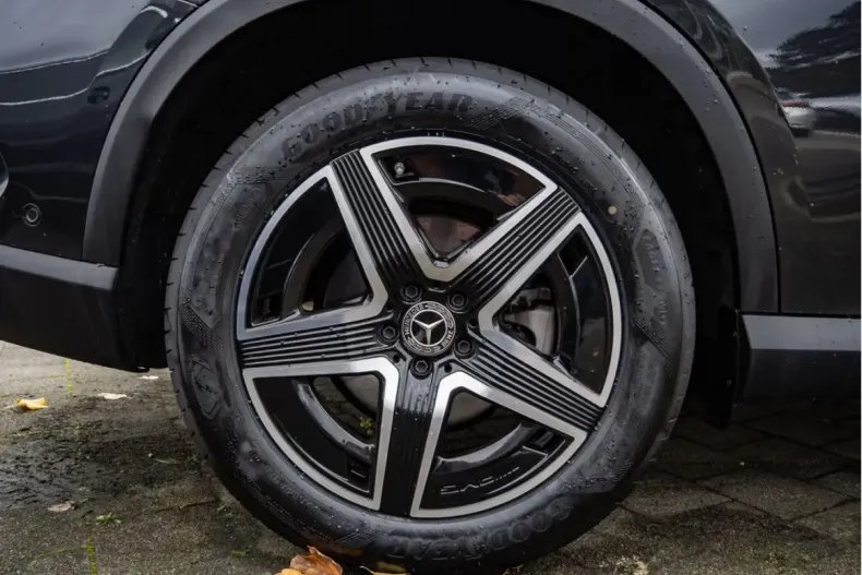 Mercedes-Benz GLC 200 din 2024 cu 19.987 km - oferta MER166592 - foto 5