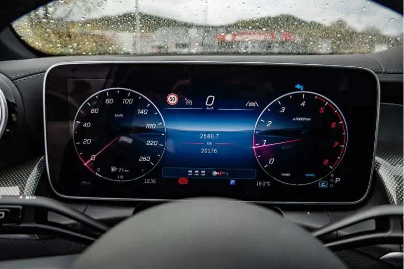 Mercedes-Benz GLC 200 din 2024 cu 19.987 km - oferta MER166592 - foto 11