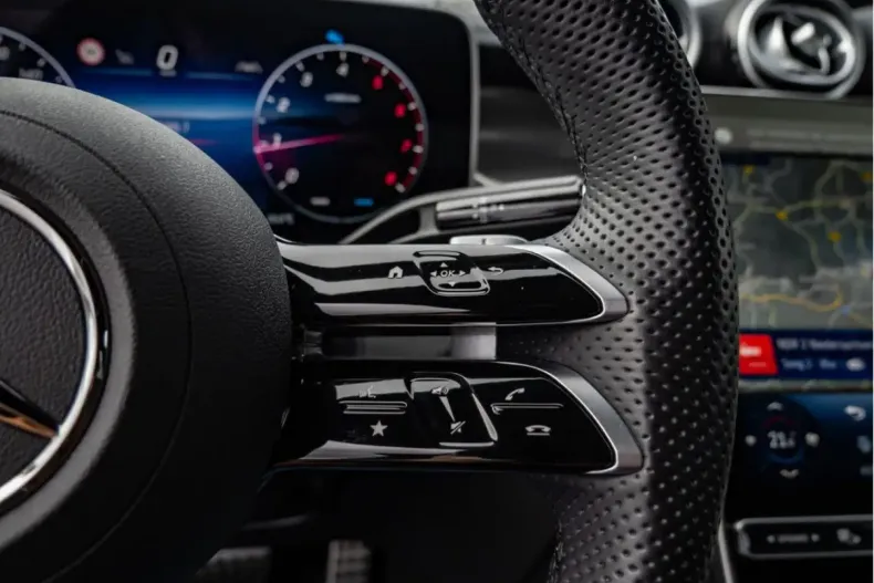 Mercedes-Benz GLC 200 din 2024 cu 19.987 km - oferta MER166592 - foto 12